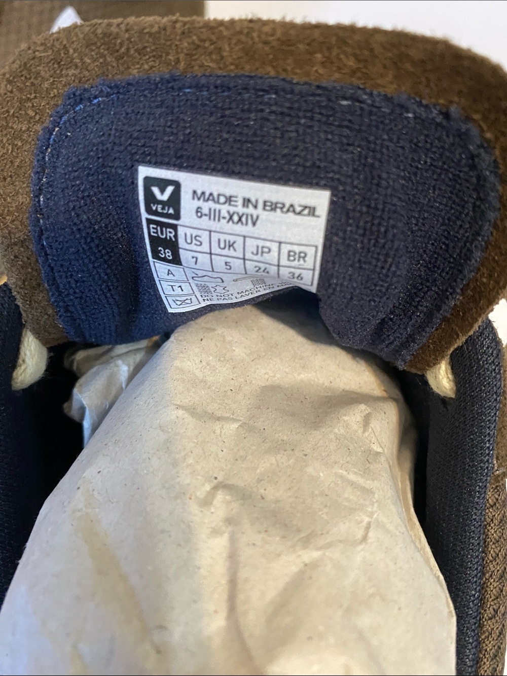 NIB VEJA RIO BRANCO ALVEOMESH EAGLE SWAN - Women’s US 7 - Picture 7 of 12
